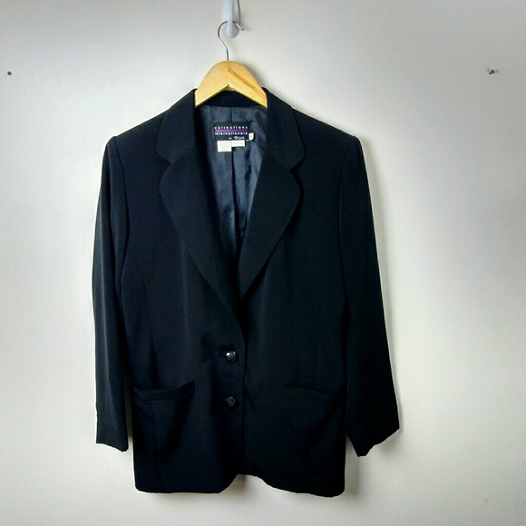 Collections Internationale, Black Blazer - Picture 1 of 3